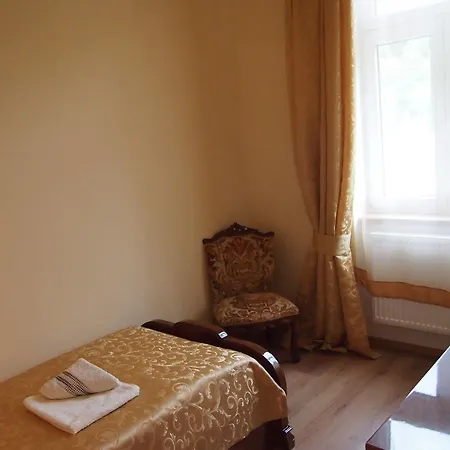 Lyra Apartment *