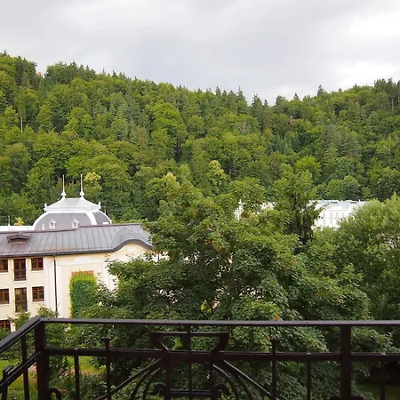 Lyra Karlovy Vary
