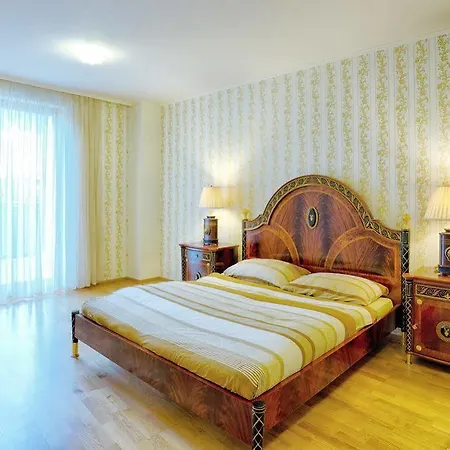 Lyra Apartment Karlovy Vary
